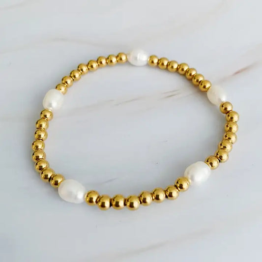 Freshwater Pearls Golden Bauble Bracelet